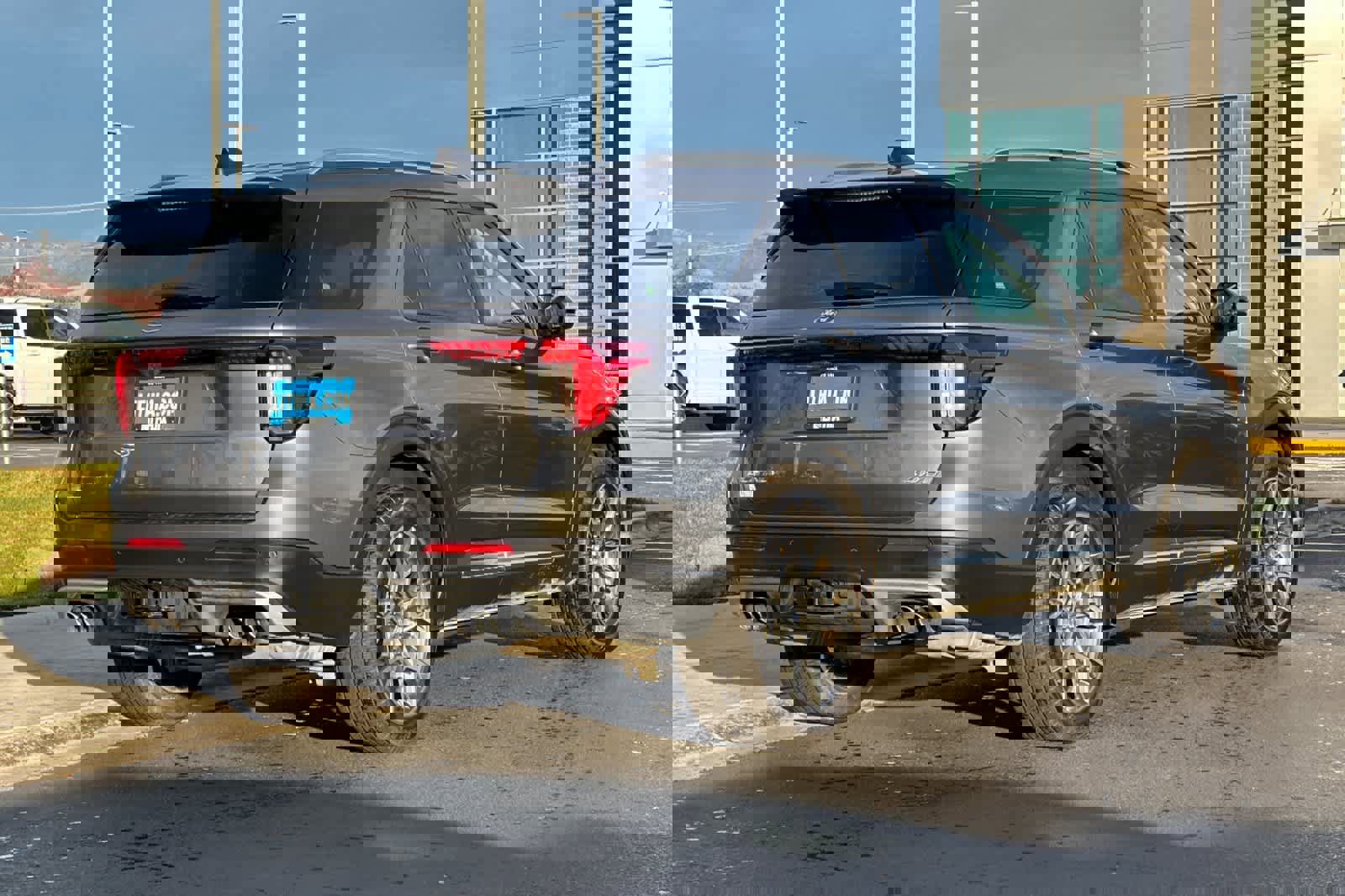 Certified 2025 Ford Explorer Platinum w/ Ultimate Package video 2