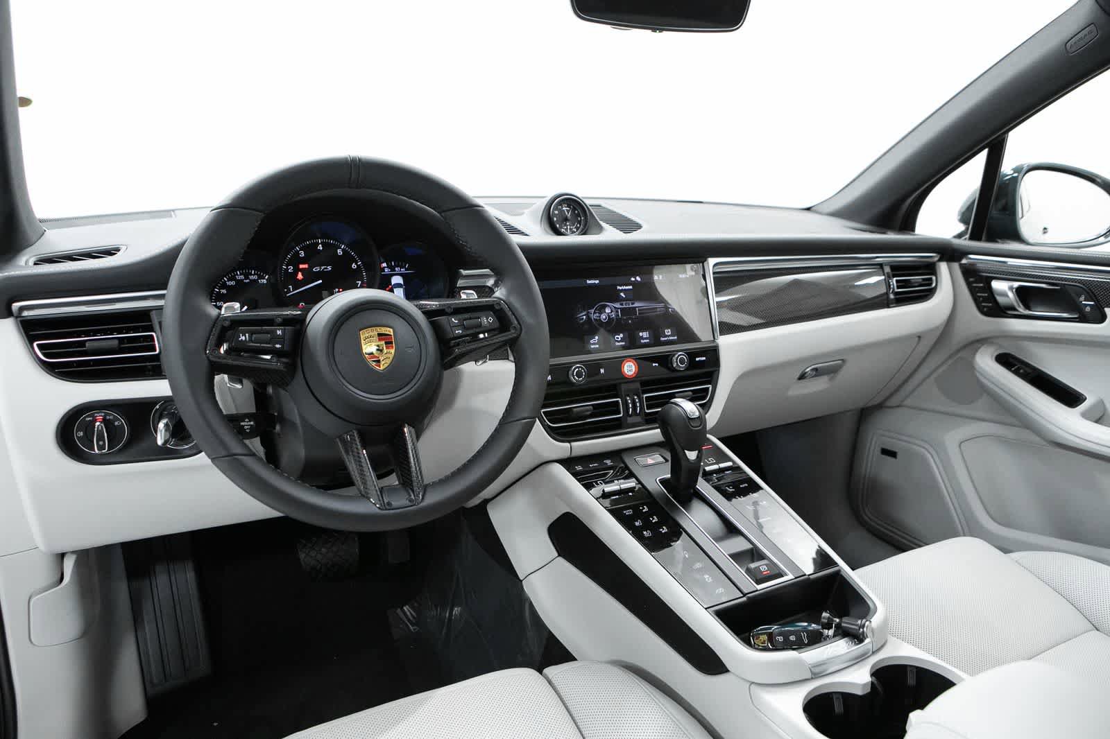 New 2026 Porsche Macan GTS AWD/4WD image 13