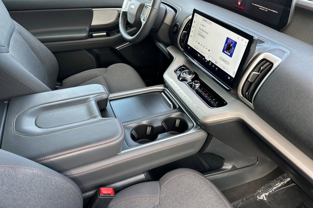 Certified 2025 Ford Expedition Max Active image 19