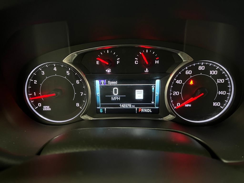 Used 2017 GMC Acadia SLT image 16