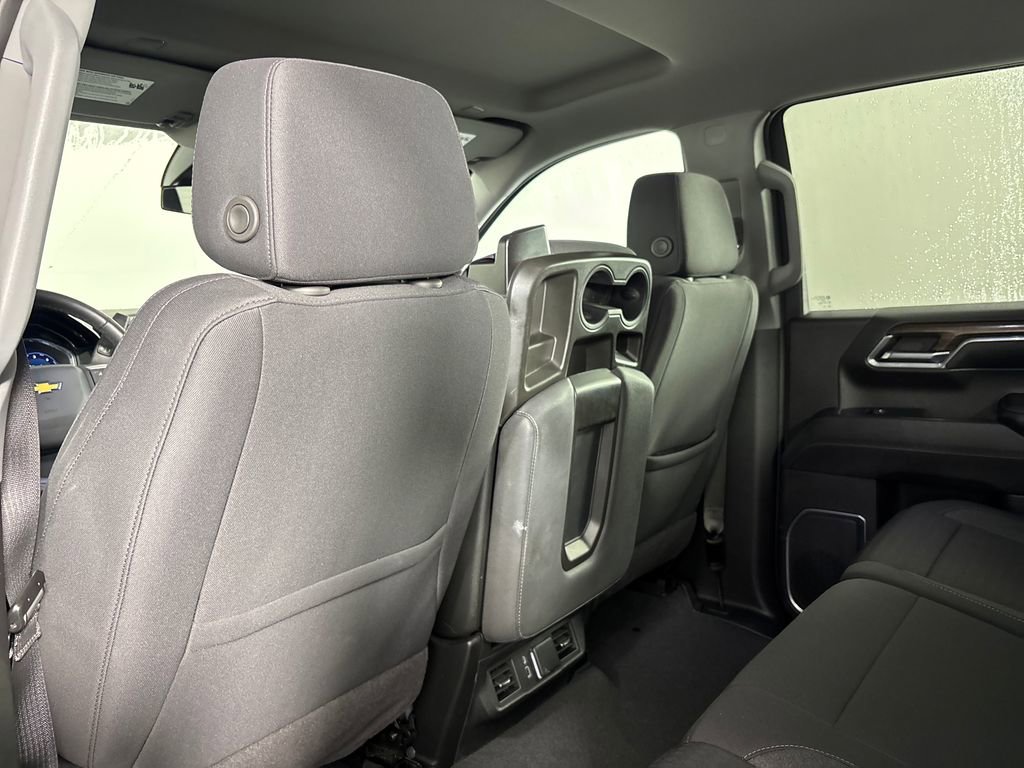 Used 2023 Chevrolet Silverado 1500 LT image 25