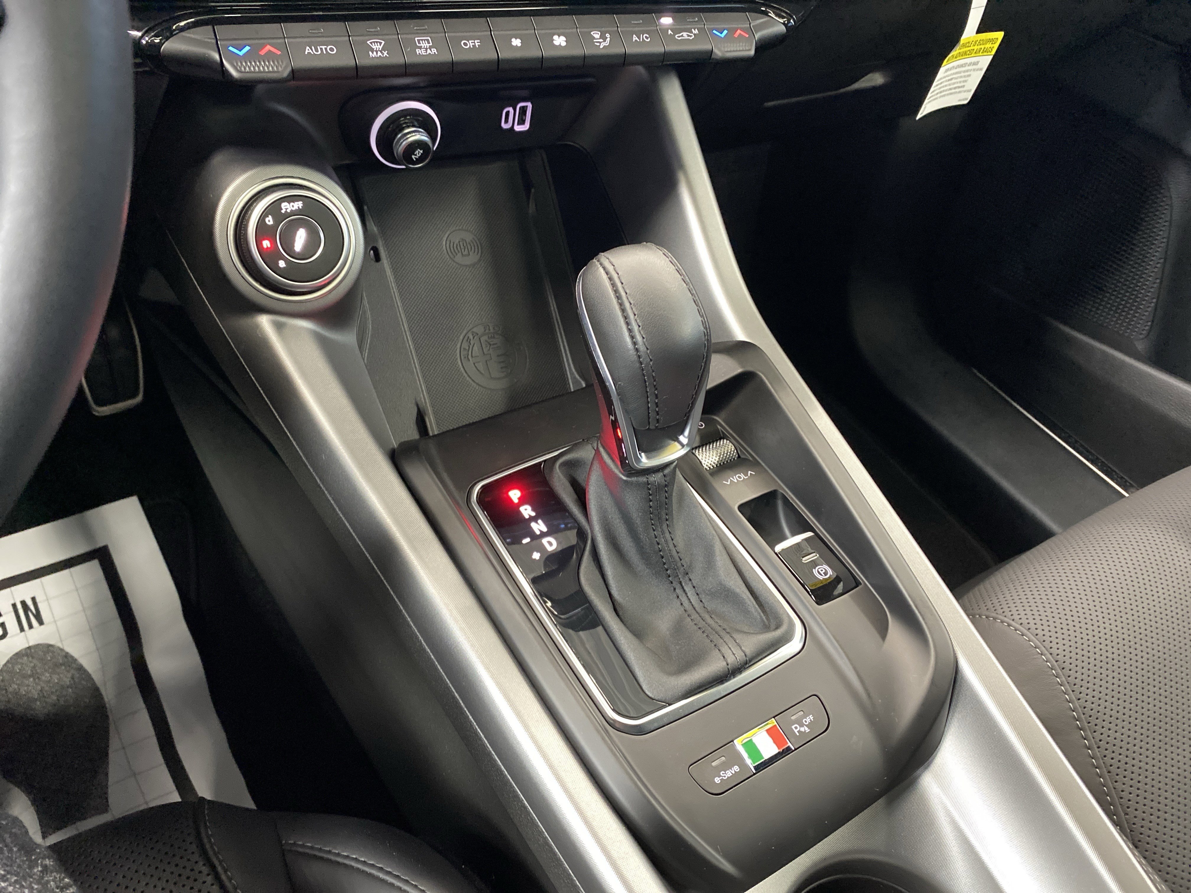 Used 2024 Alfa Romeo Tonale Veloce image 15