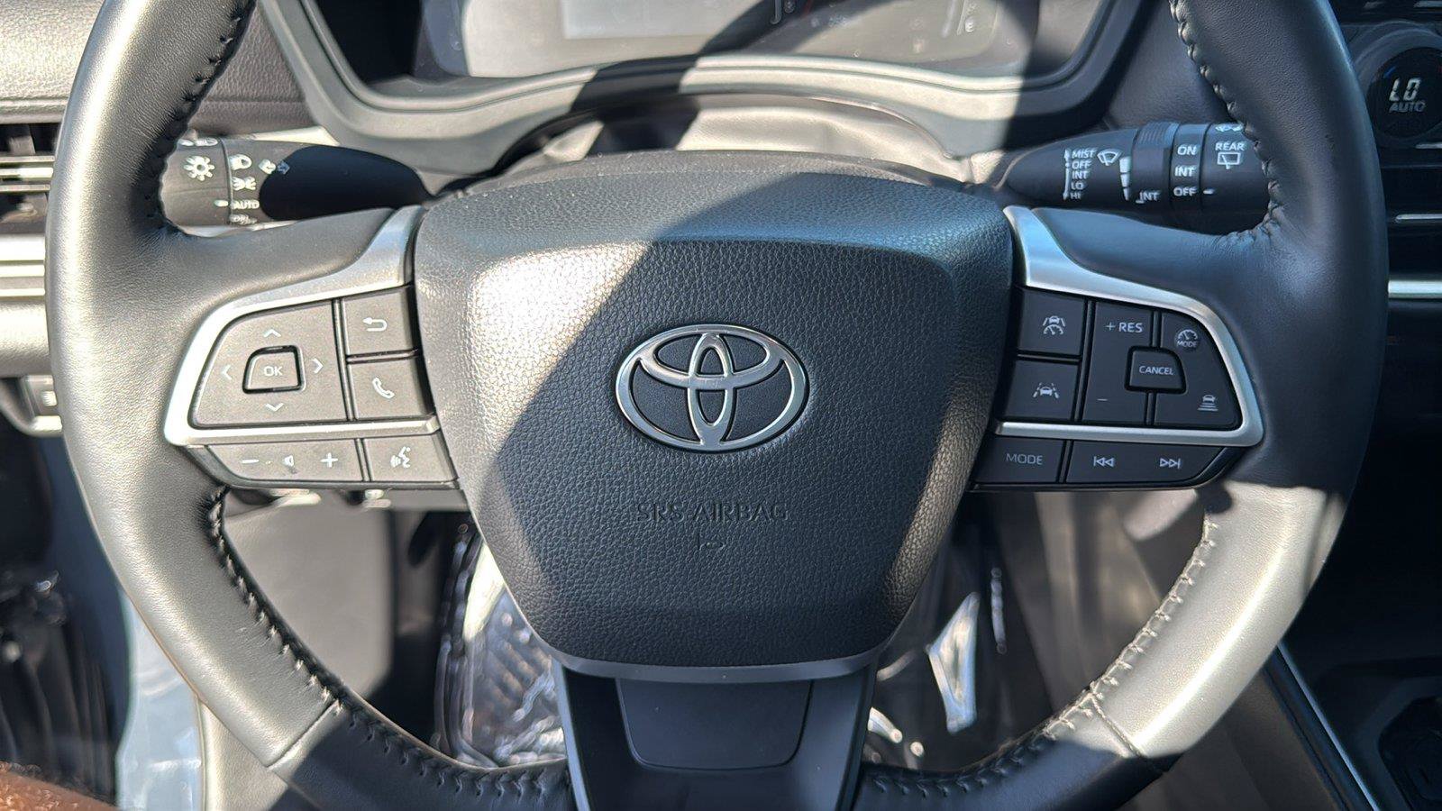 Used 2024 Toyota Grand Highlander FWD image 17