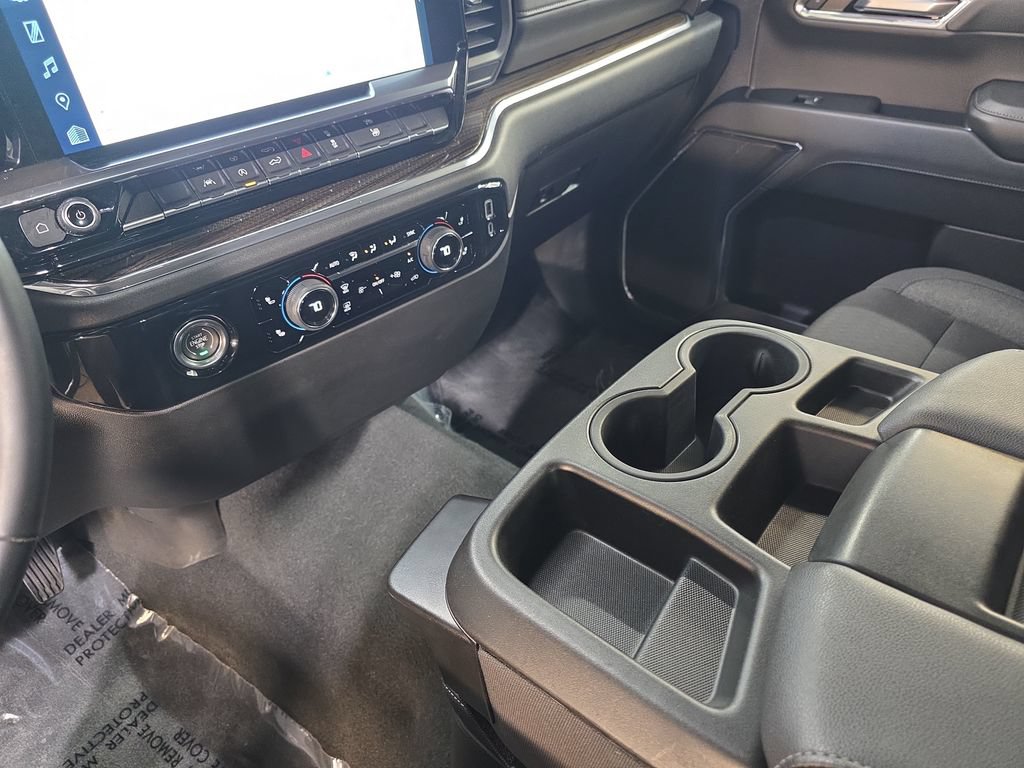 Used 2024 Chevrolet Silverado 1500 LT AWD/4WD image 24