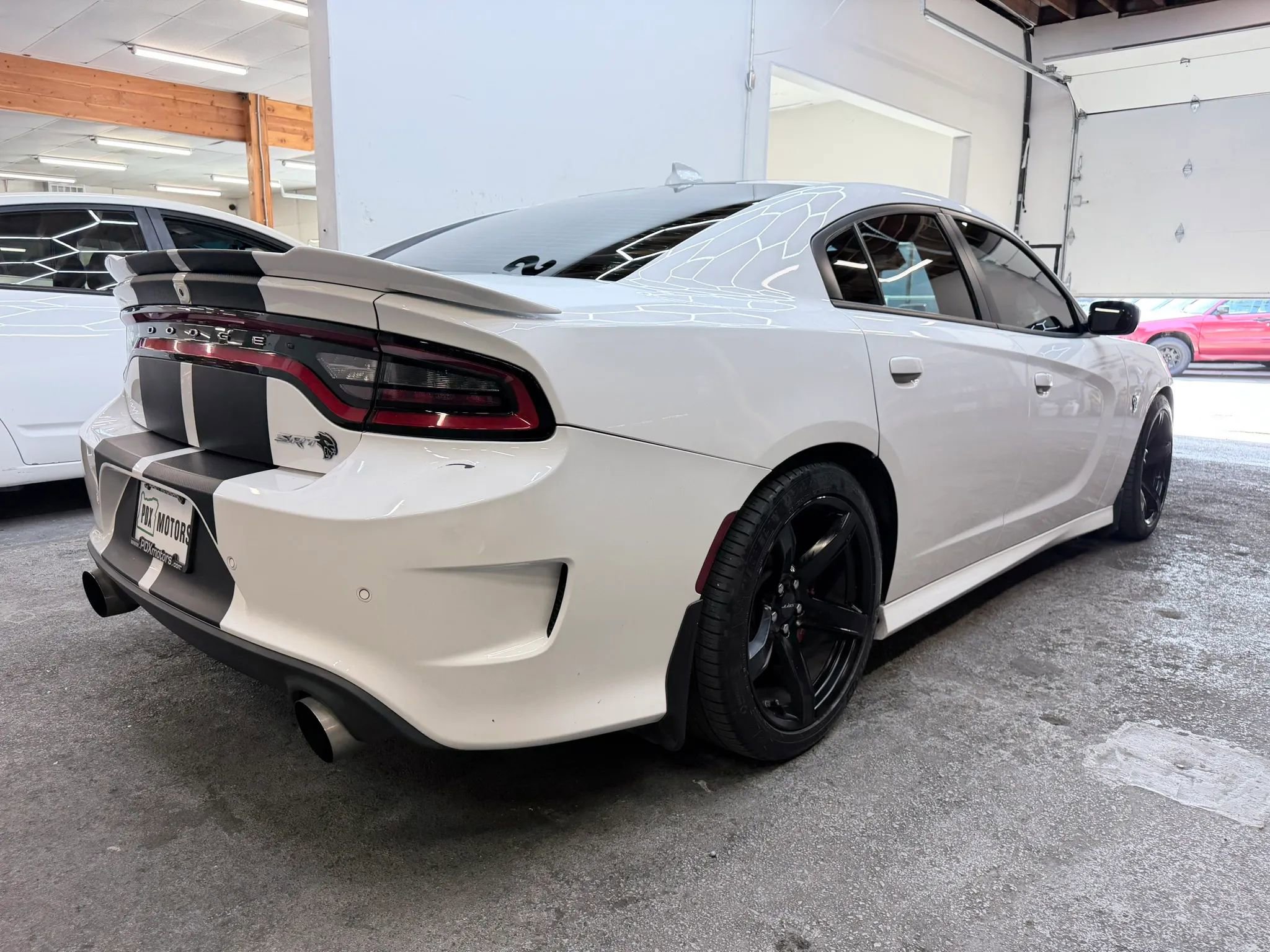 Used 2018 Dodge Charger SRT Hellcat w/ Harman/Kardon Audio Group RWD image 8
