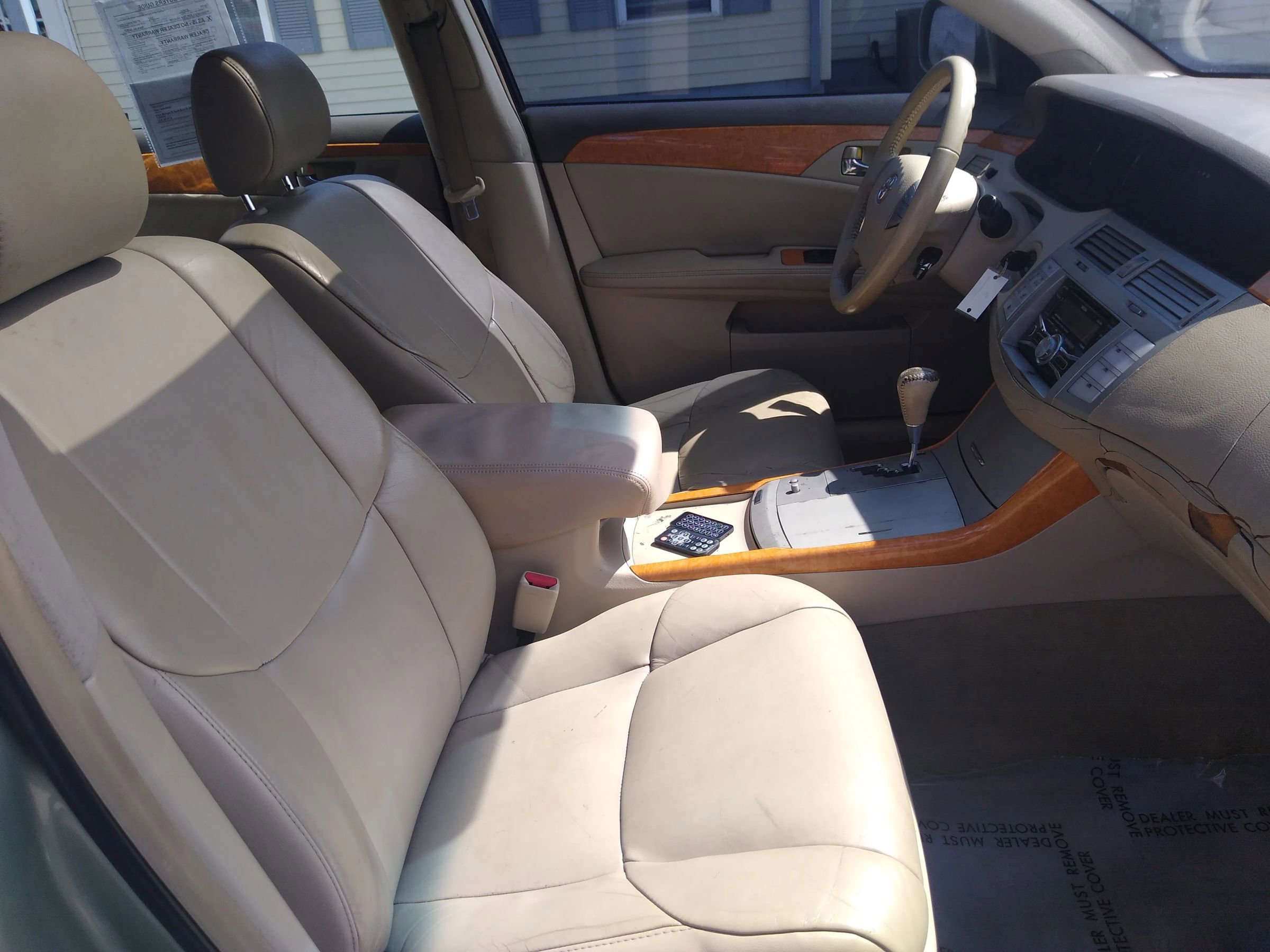 Used 2007 Toyota Avalon XLS image 14