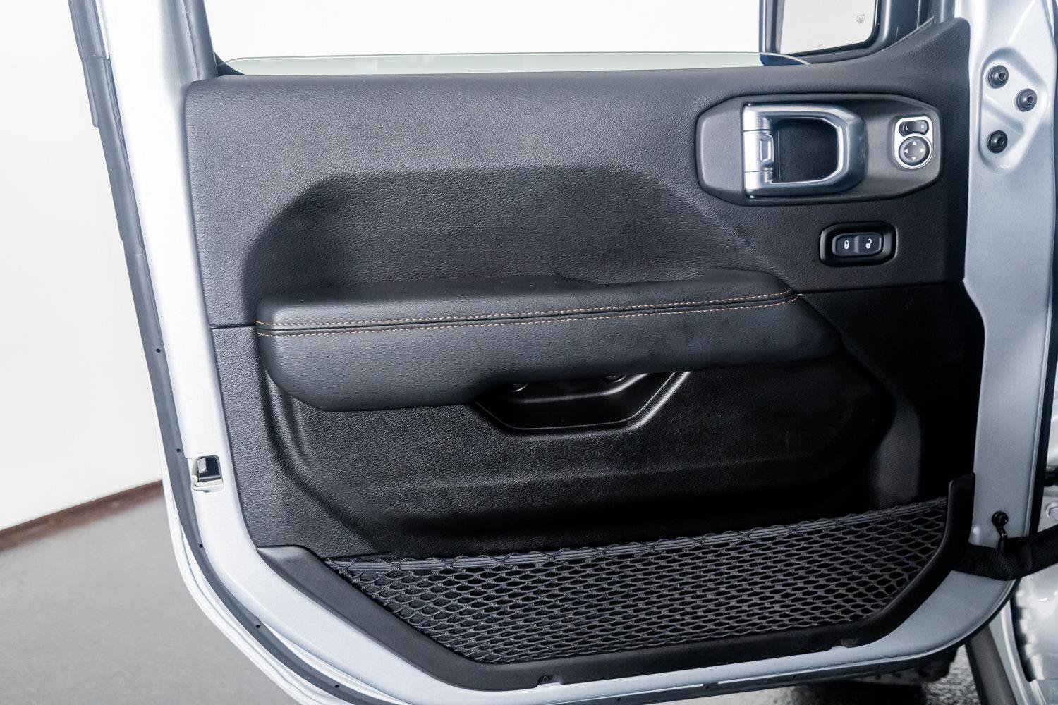 Used 2023 Jeep Wrangler Unlimited Rubicon 392 w/ Trailer Tow Package image 39