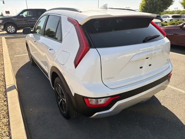 Used 2024 Kia Niro EX FWD image 10