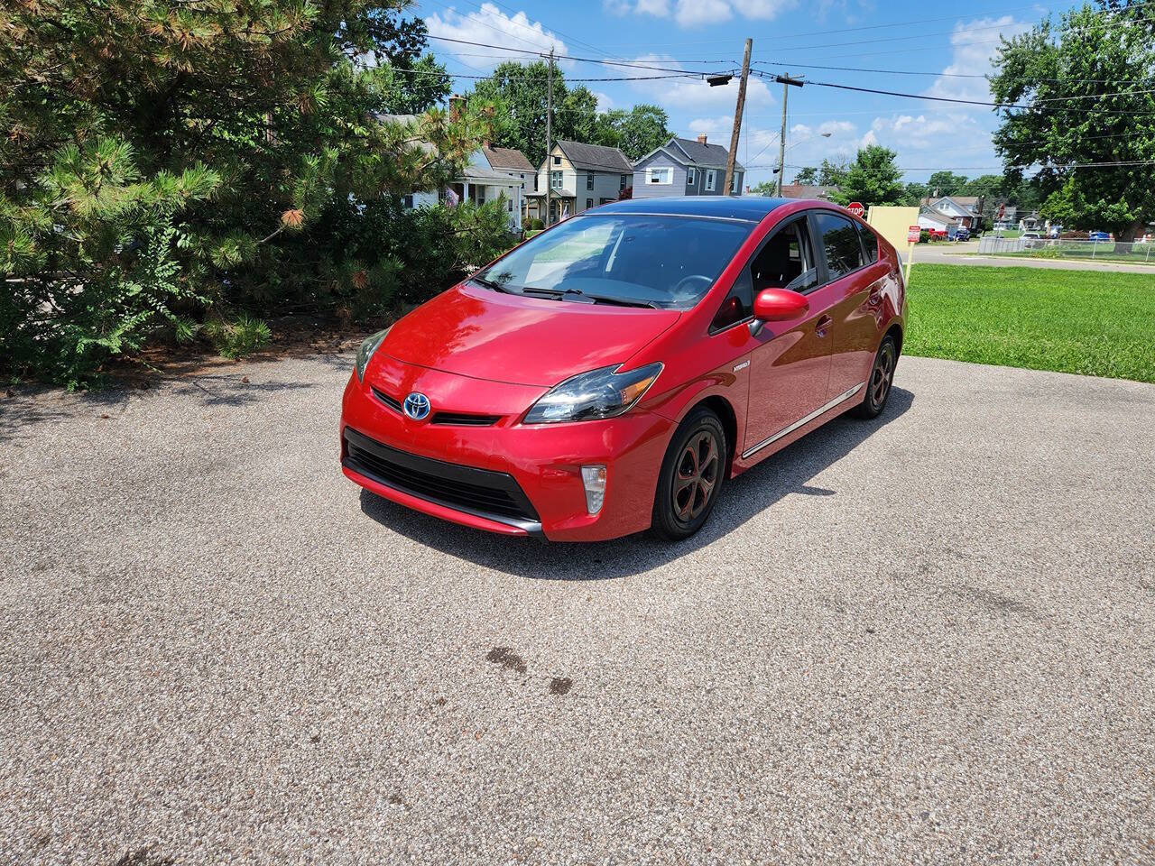 Used 2014 Toyota Prius Three w/ Solar Roof Package FWD image 1