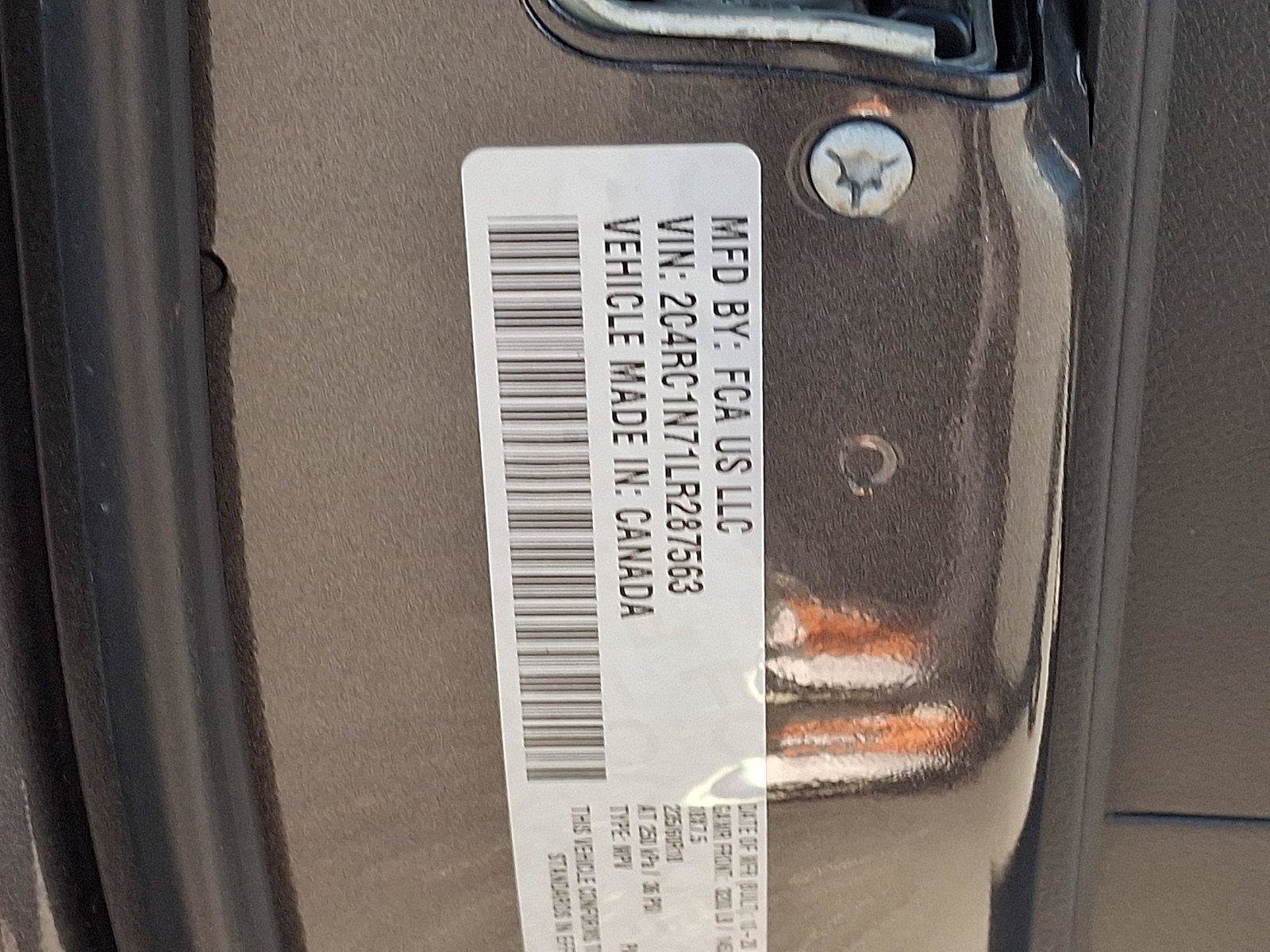 Used 2020 Chrysler Pacifica Limited w/ Advanced Safetytec Group FWD image 25