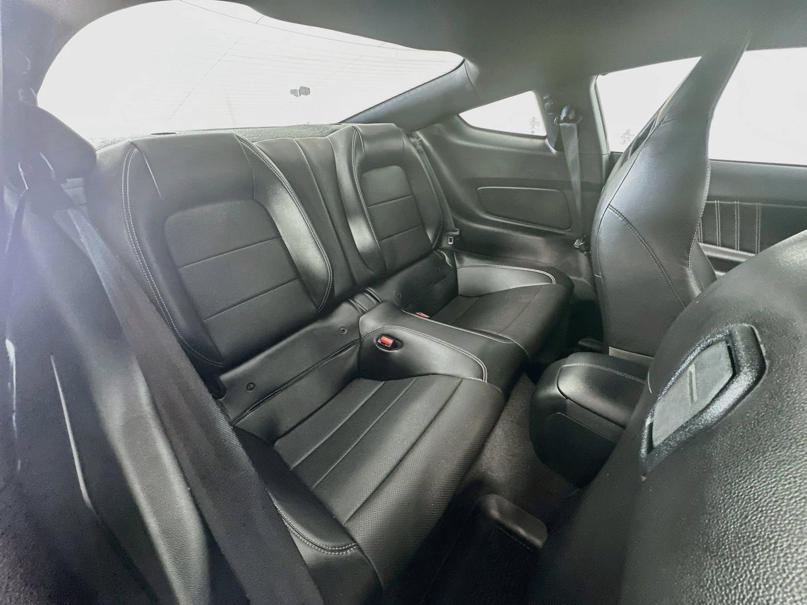 Used 2023 Ford Mustang Premium RWD image 31