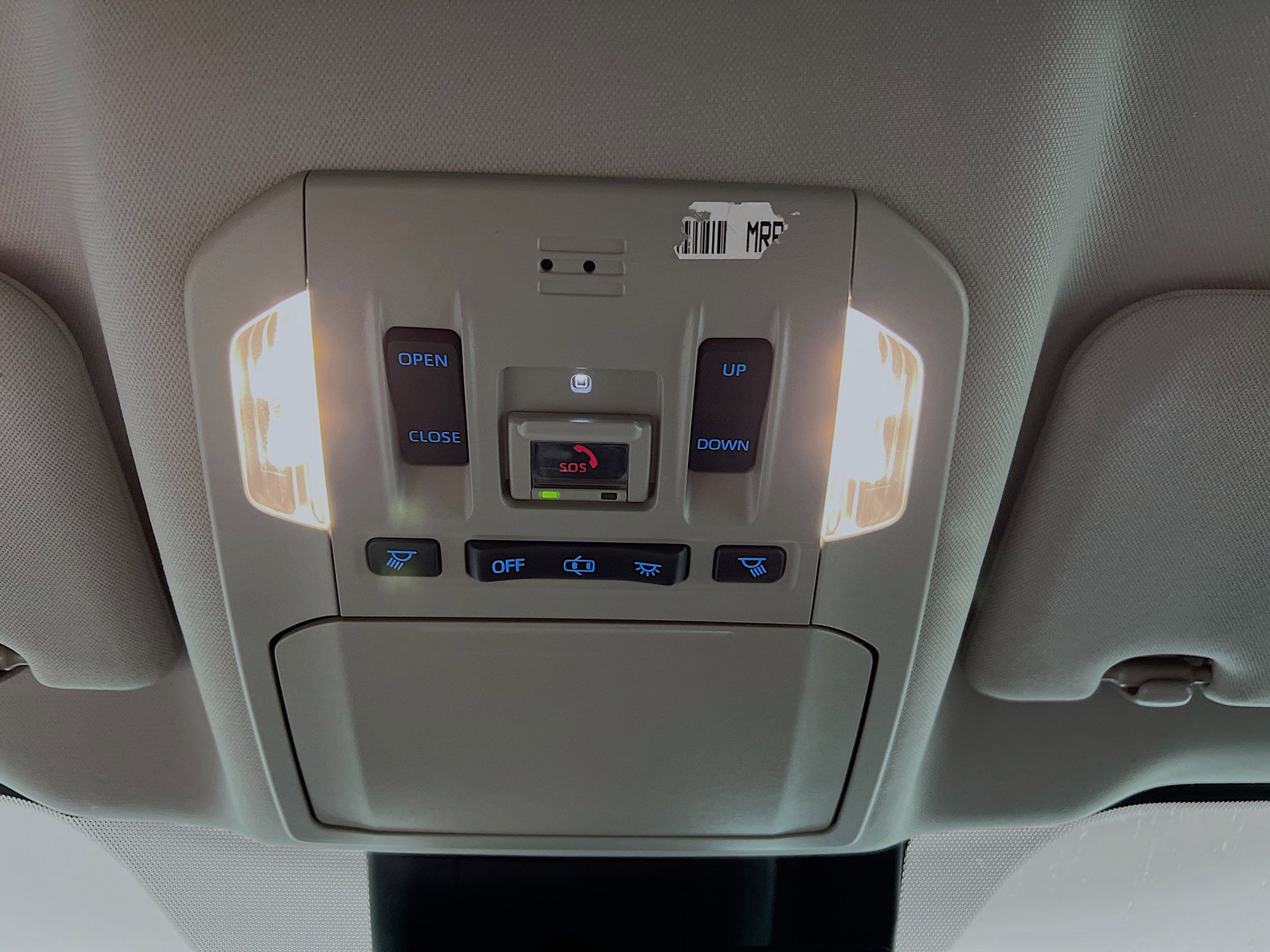 Used 2020 Toyota Highlander XLE image 21