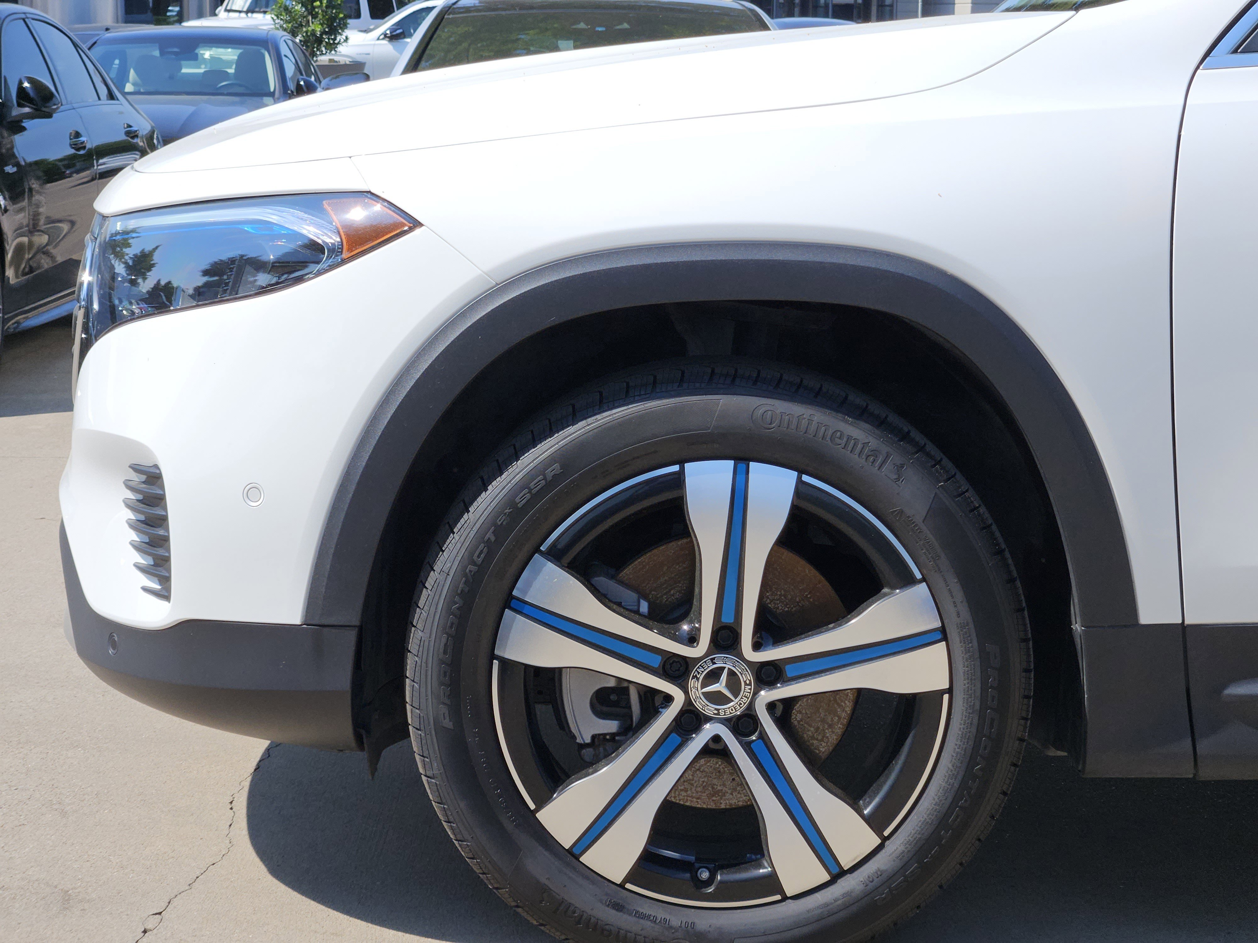 Certified 2023 Mercedes-Benz EQB 350 4MATIC SUV image 11