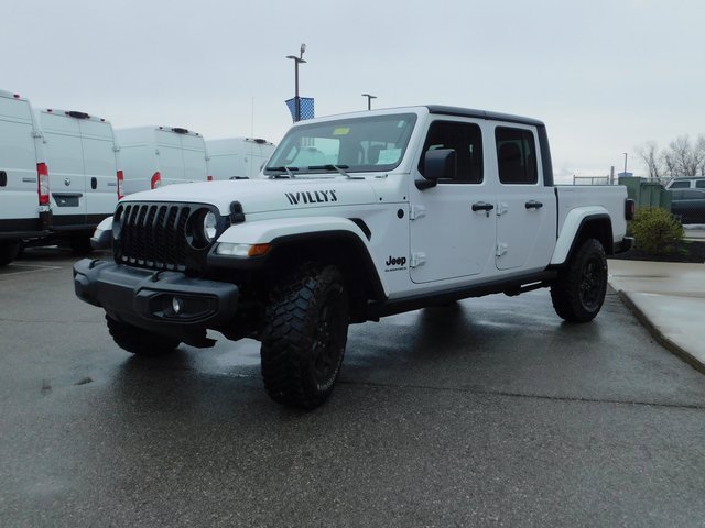 Used 2023 Jeep Gladiator Willys image 4
