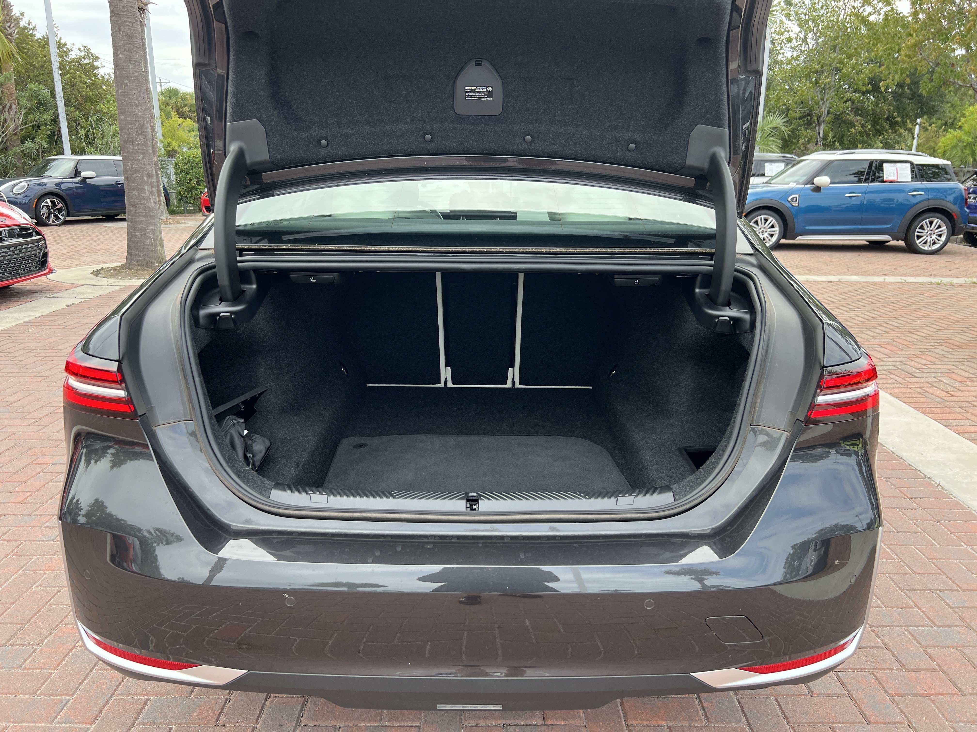 Certified 2026 BMW 540i xDrive AWD/4WD image 32
