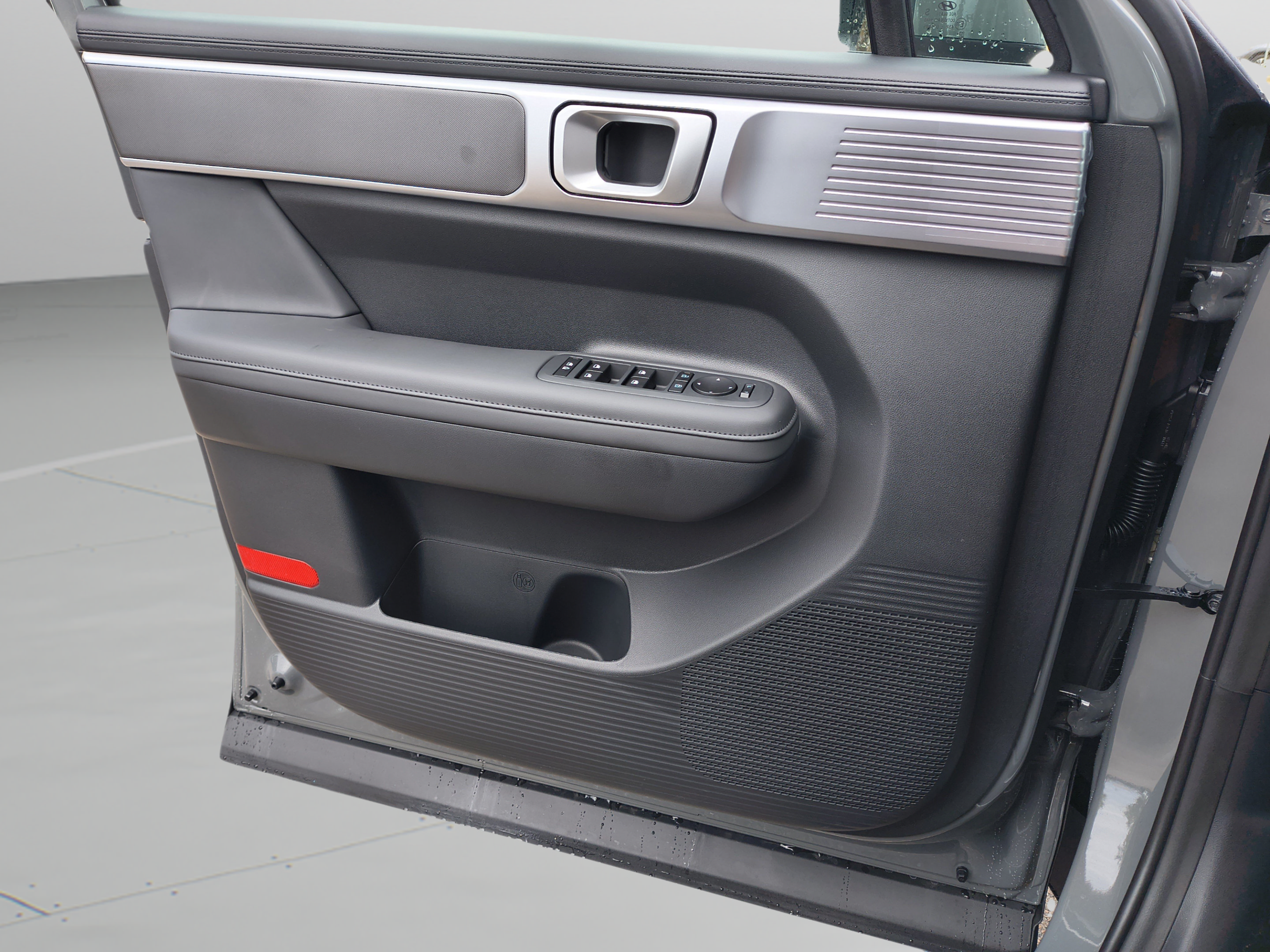 New 2027 Hyundai Santa Fe SEL FWD image 25