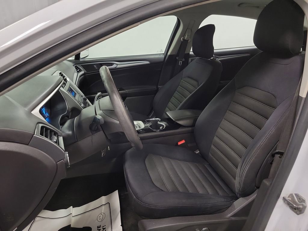 Used 2014 Ford Fusion SE image 14