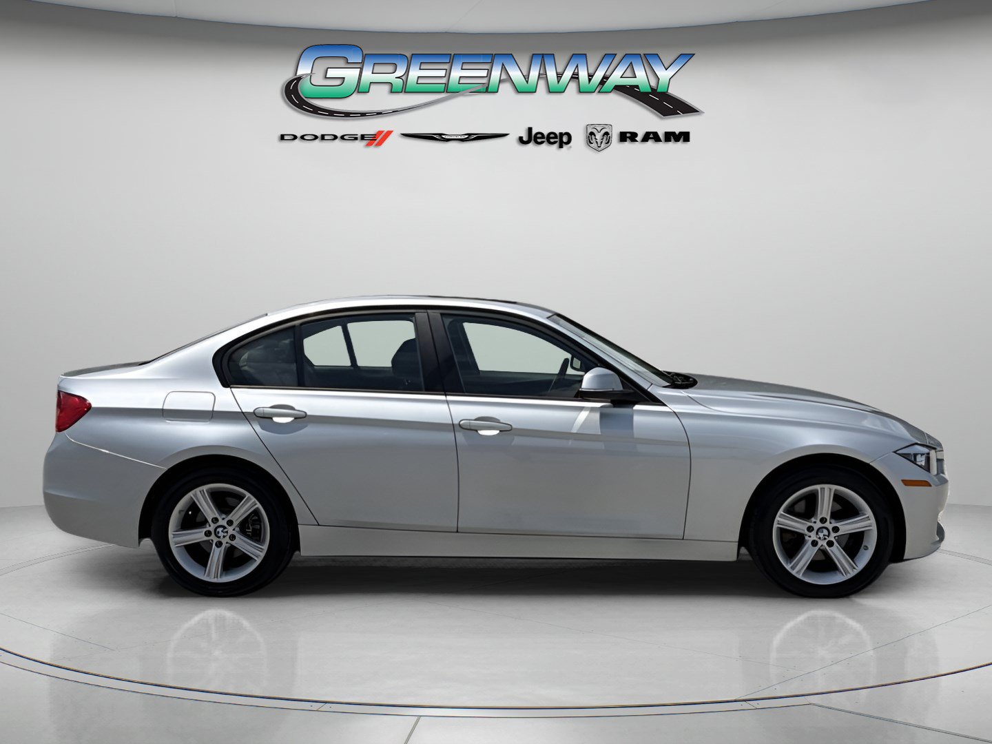Used 2015 BMW 328i xDrive Sedan AWD/4WD image 5
