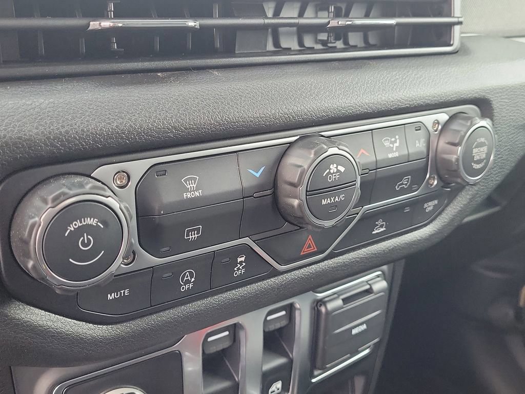 New 2026 Jeep Wrangler Sport AWD/4WD image 24