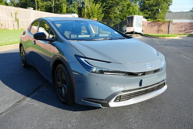 Used 2026 Toyota Prius Plug-In Hybrid FWD image 1