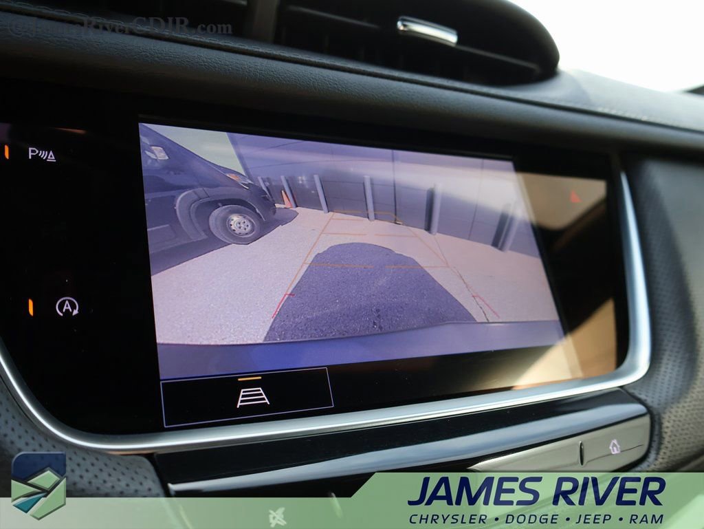 Used 2024 Cadillac XT5 Premium Luxury image 35