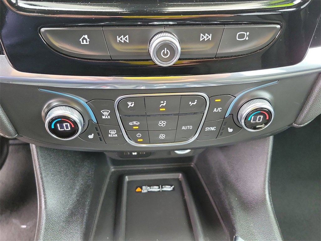 Certified 2023 Chevrolet Traverse LT image 42