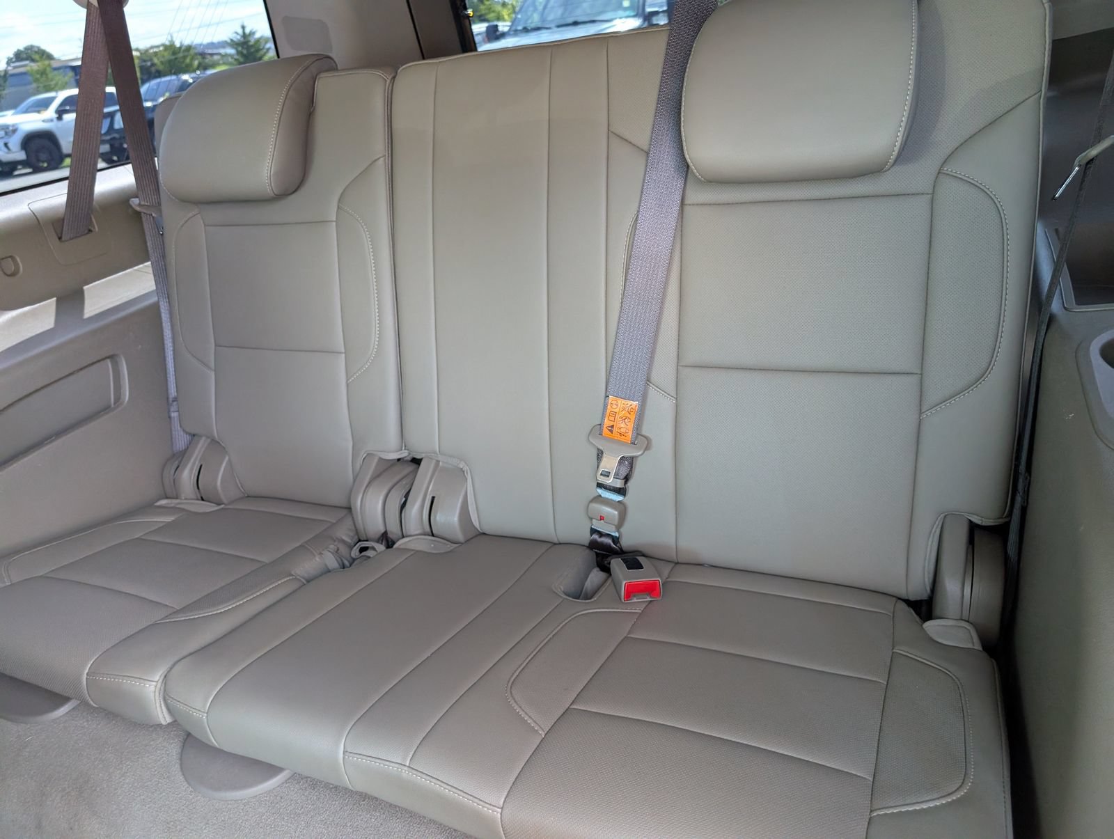 Used 2019 Chevrolet Suburban Premier AWD/4WD image 17