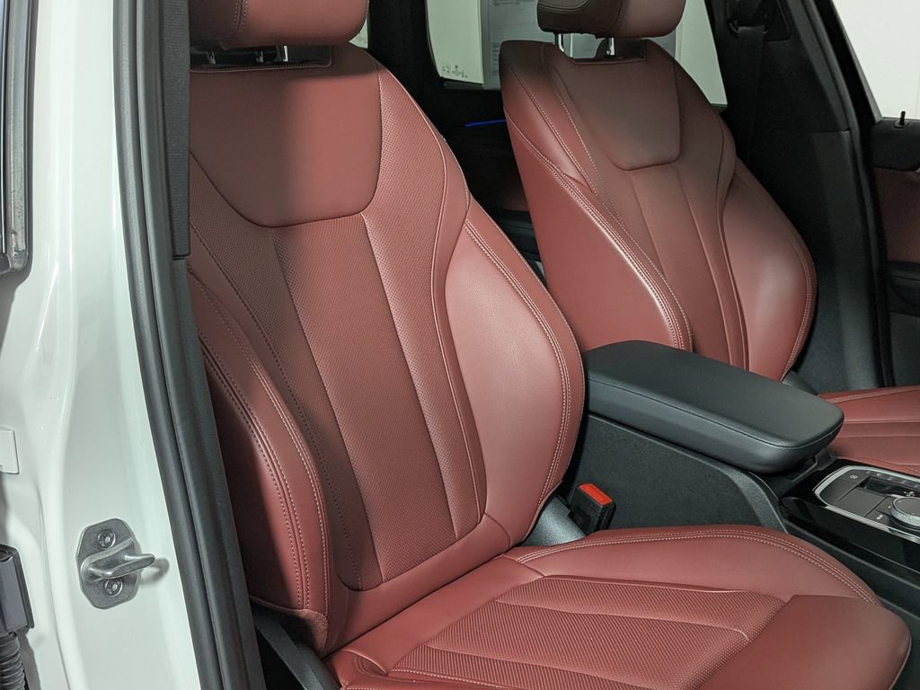Certified 2023 BMW X3 xDrive30i w/ Premium Package image 33