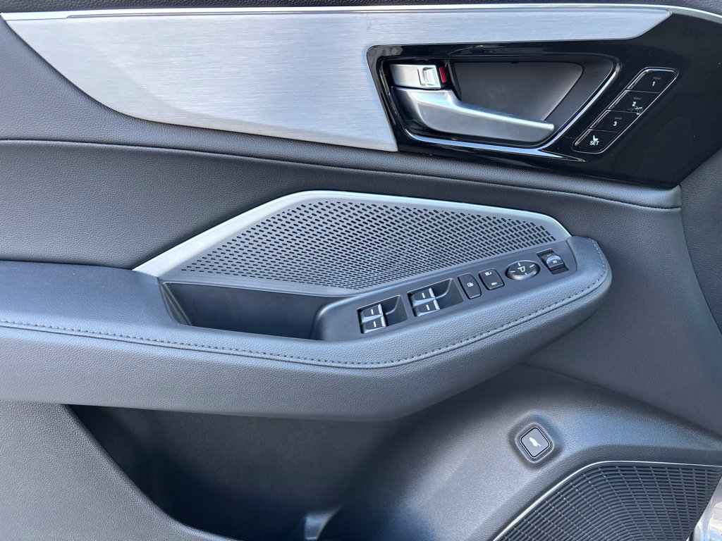 New 2026 Acura MDX FWD image 17