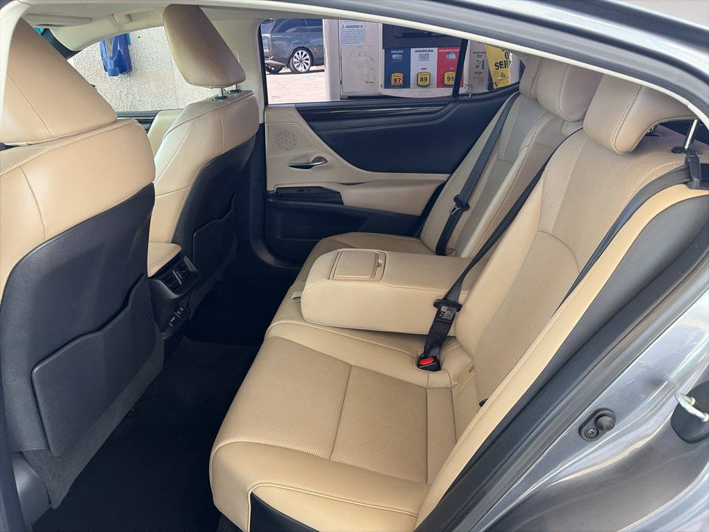Used 2020 Lexus ES 350 w/ Premium Package FWD image 10