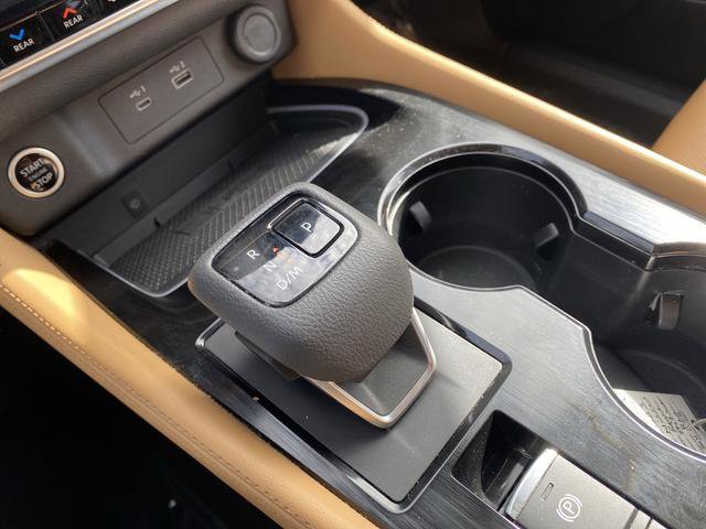 Used 2023 Nissan Rogue Platinum w/ Platinum Premium Package image 26