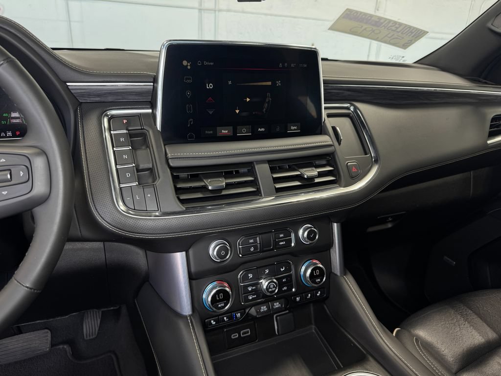 Used 2024 GMC Yukon SLT w/ SLT Luxury Package AWD/4WD image 19
