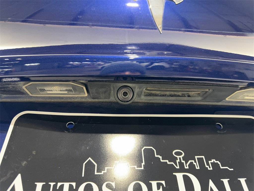 Used 2022 Tesla Model Y Long Range image 23