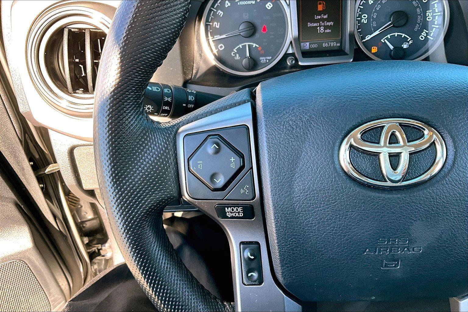 Certified 2019 Toyota Tacoma SR5 image 18