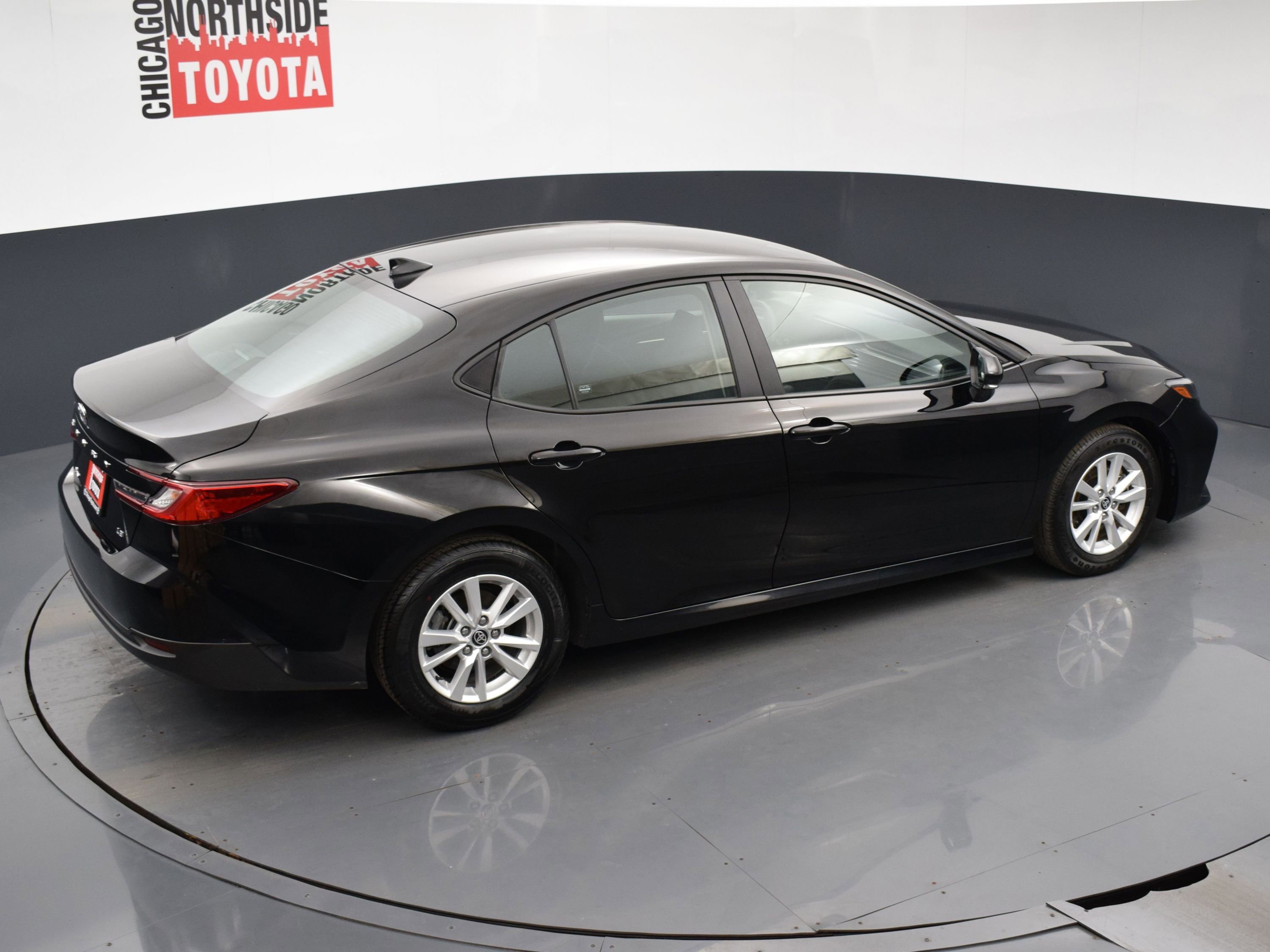 Used 2025 Toyota Camry LE image 20