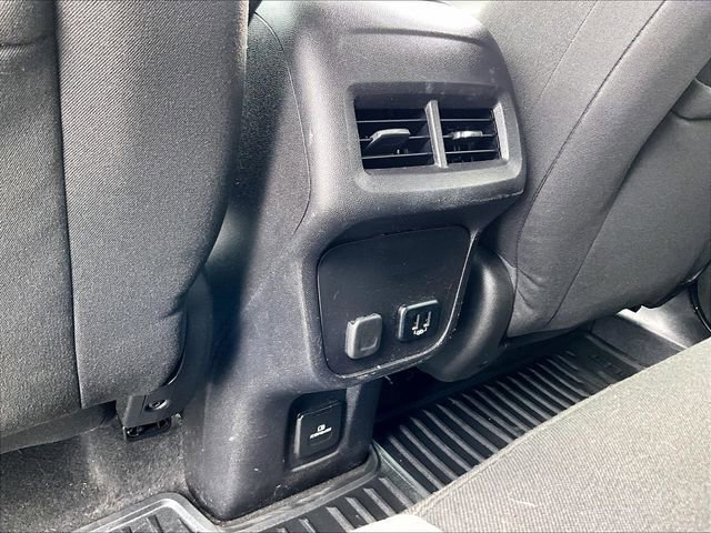 Used 2018 Chevrolet Equinox LT w/ Sun & Infotainment Package FWD image 28