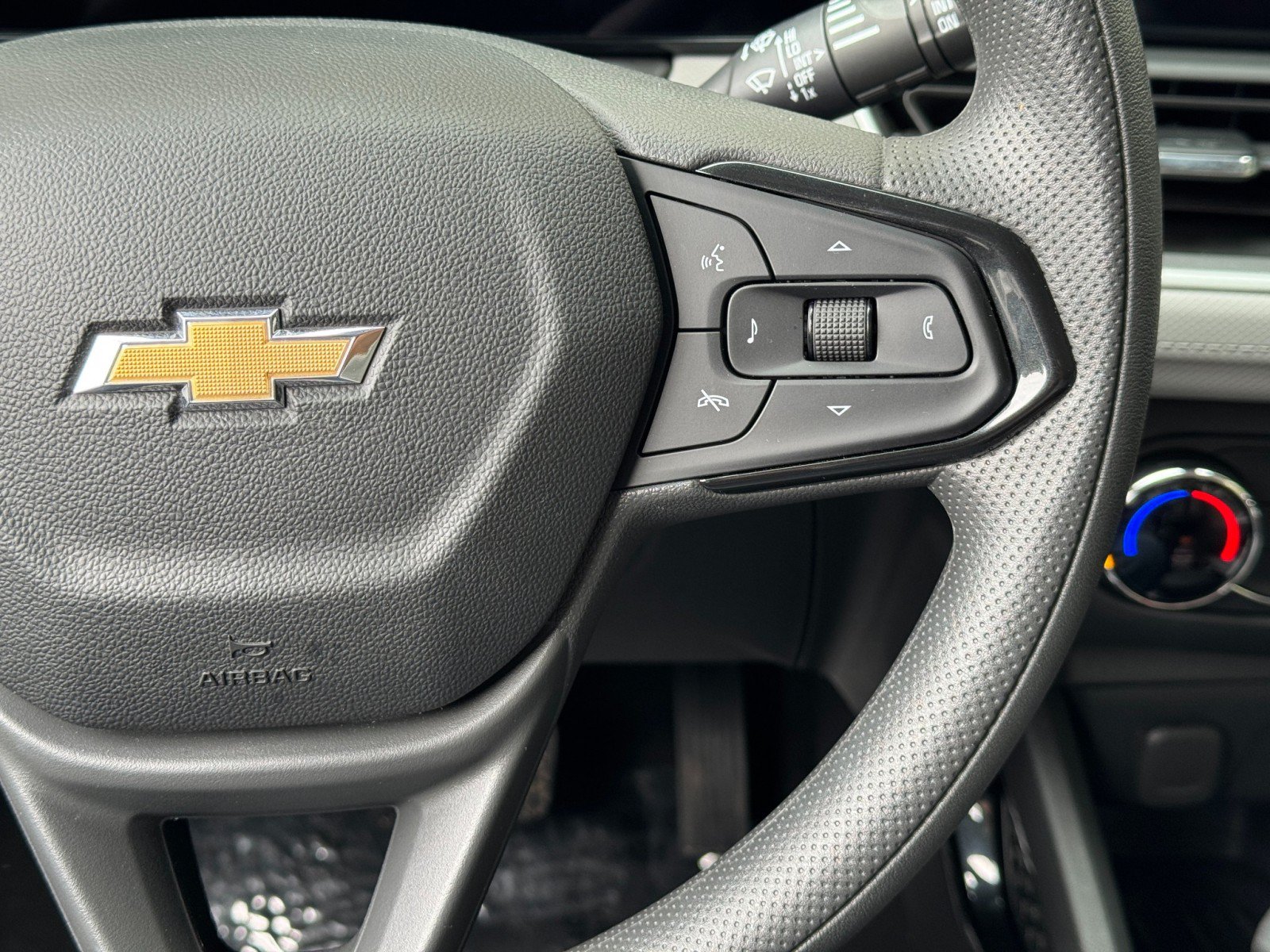 Used 2026 Chevrolet TrailBlazer LS w/ LS Convenience Package FWD image 18
