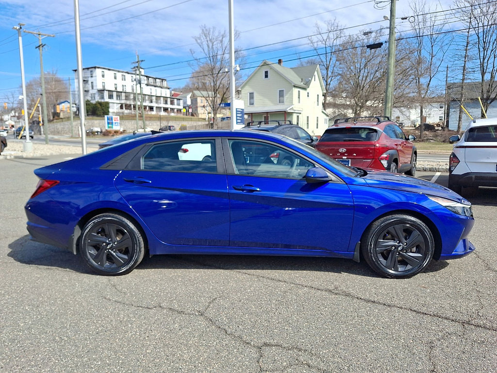 Certified 2023 Hyundai Elantra SEL image 25