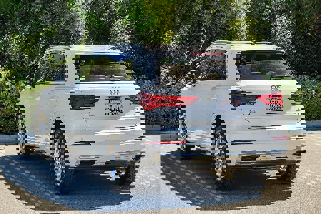 Used 2022 Audi Q3 2.0T Premium Plus image 6