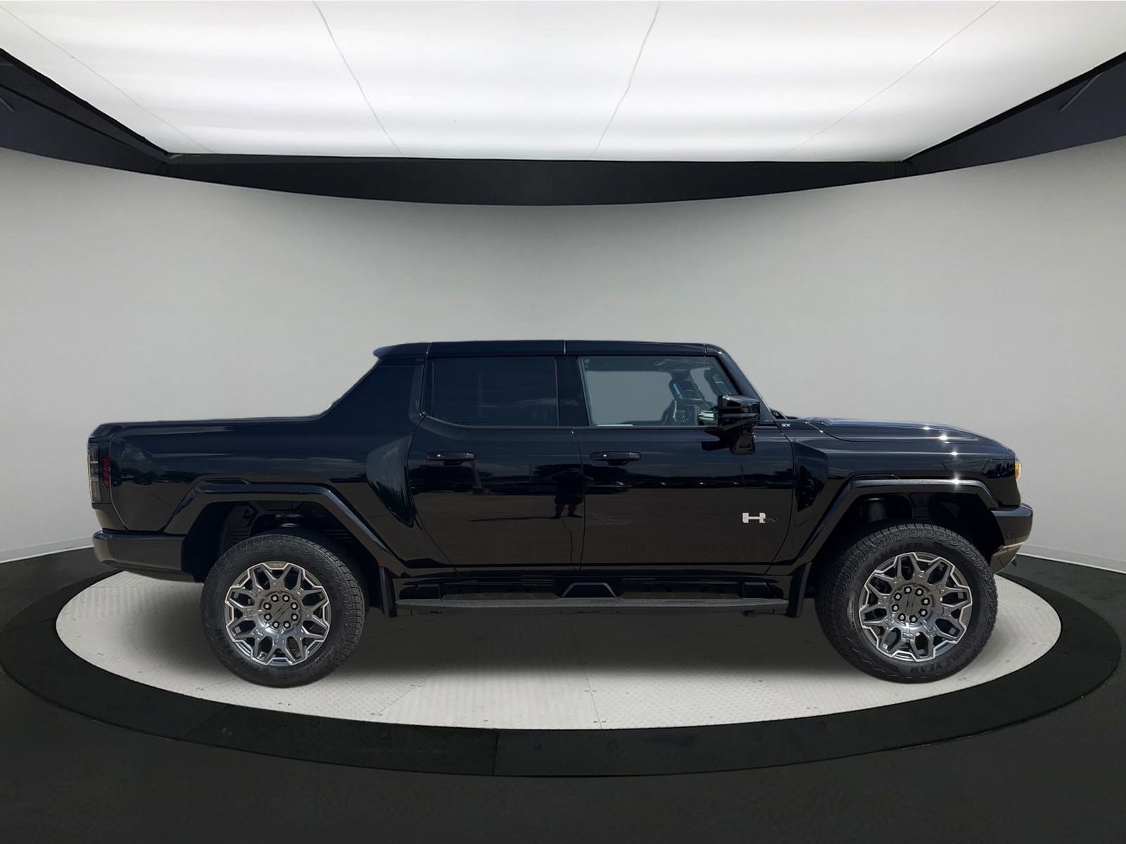 New 2025 GMC Hummer EV 3X image 3