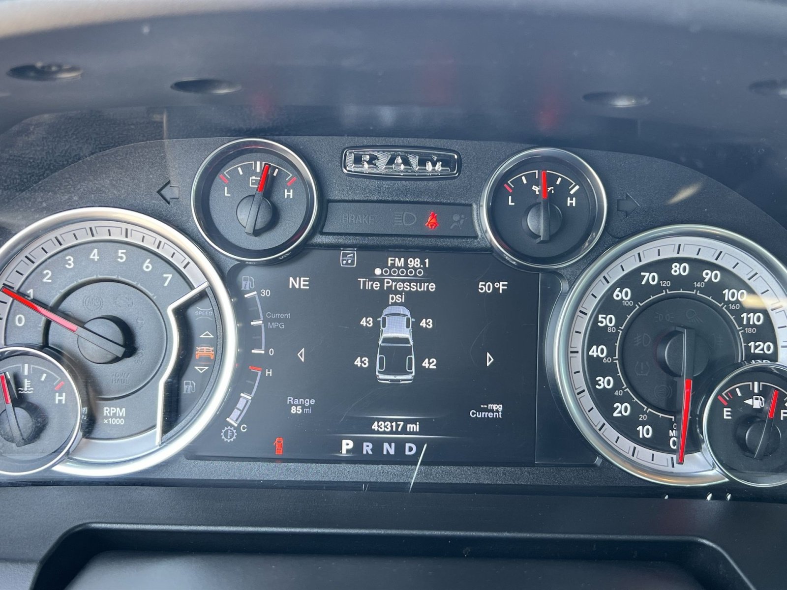 Used 2023 RAM 1500 Classic SLT w/ Trailer & Traction Group image 17