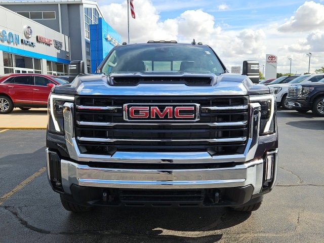 New 2026 GMC Sierra 2500 SLE w/ Preferred Package image 13