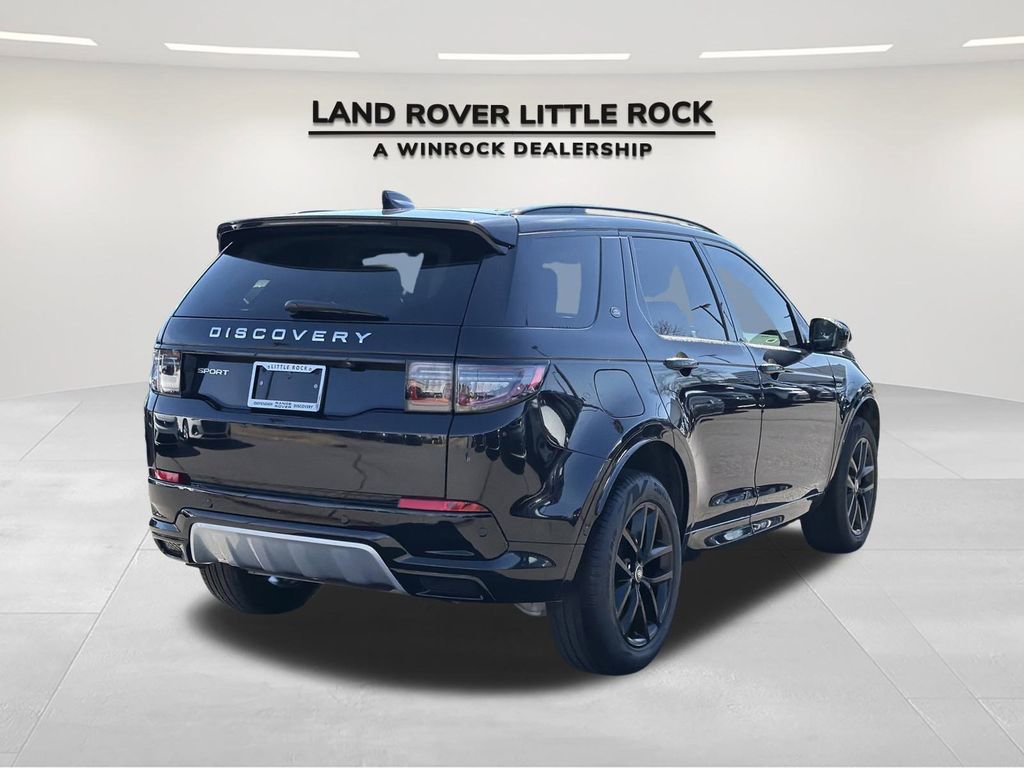 Used 2025 Land Rover Discovery Sport S image 2