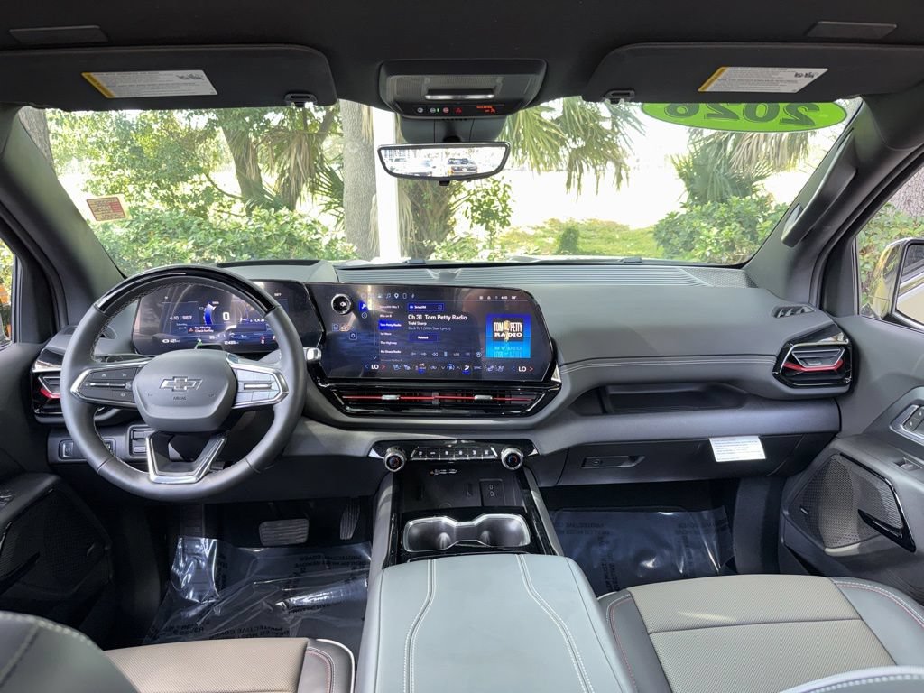 Used 2026 Chevrolet Silverado EV Trail Boss AWD/4WD image 25