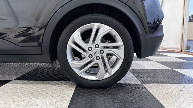 Used 2023 Chevrolet Bolt LT image 10