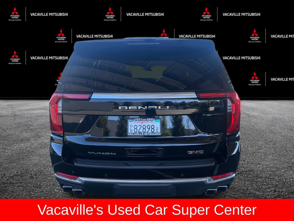 Used 2025 GMC Yukon XL Denali AWD/4WD image 4
