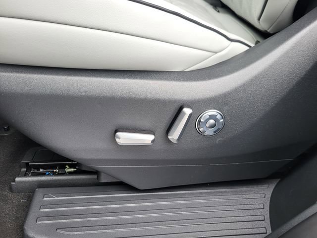 New 2026 Lincoln Navigator Black Label AWD/4WD image 18