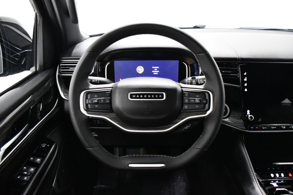 Used 2022 Jeep Wagoneer Series II w/ Flexible Seating Group image 9