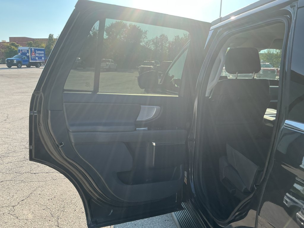New 2026 Ford Expedition Active AWD/4WD image 15