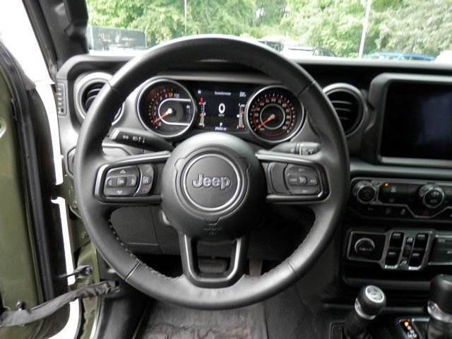 Used 2023 Jeep Gladiator Sport AWD/4WD image 19